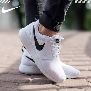 Nike Roshe One
